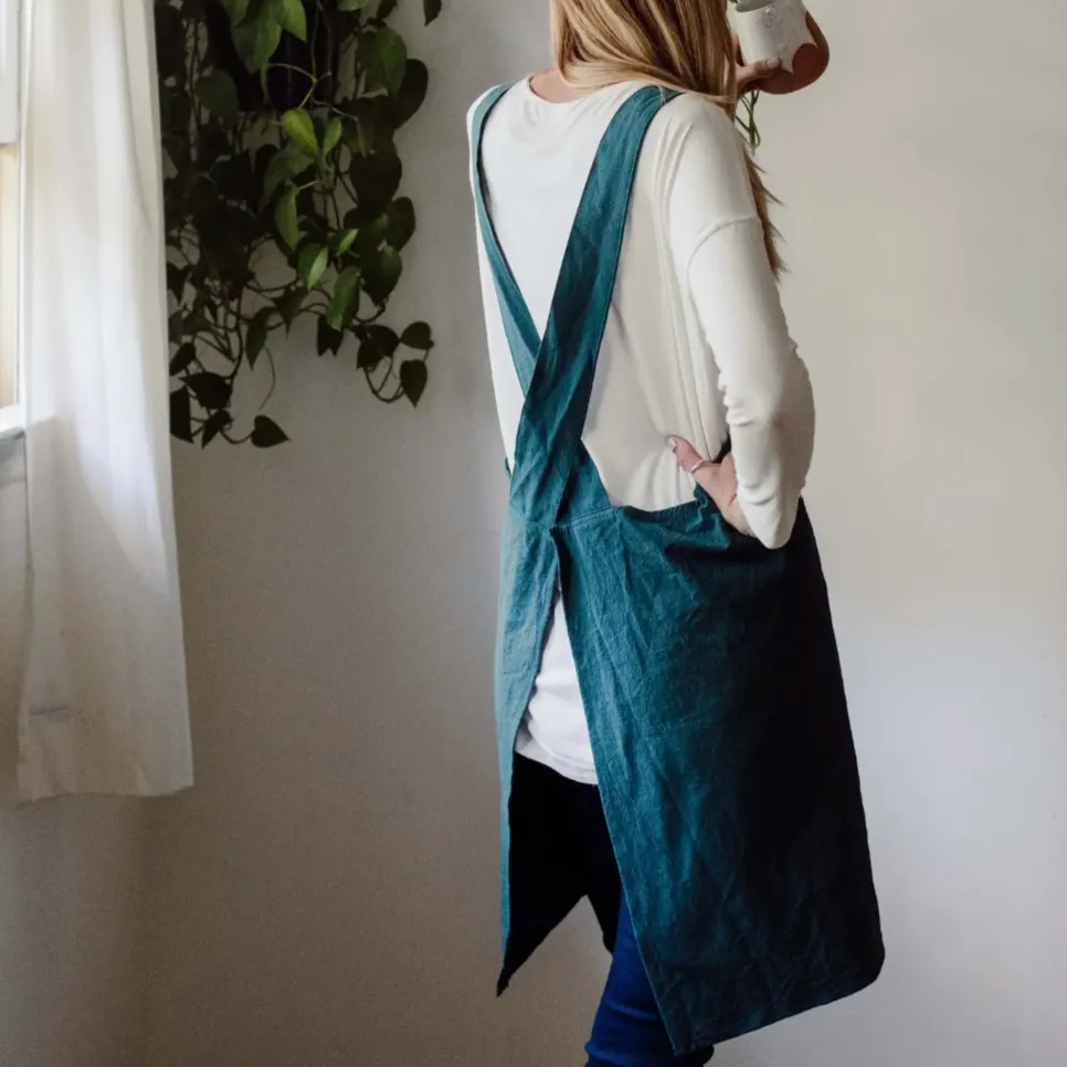 Cross Back Apron