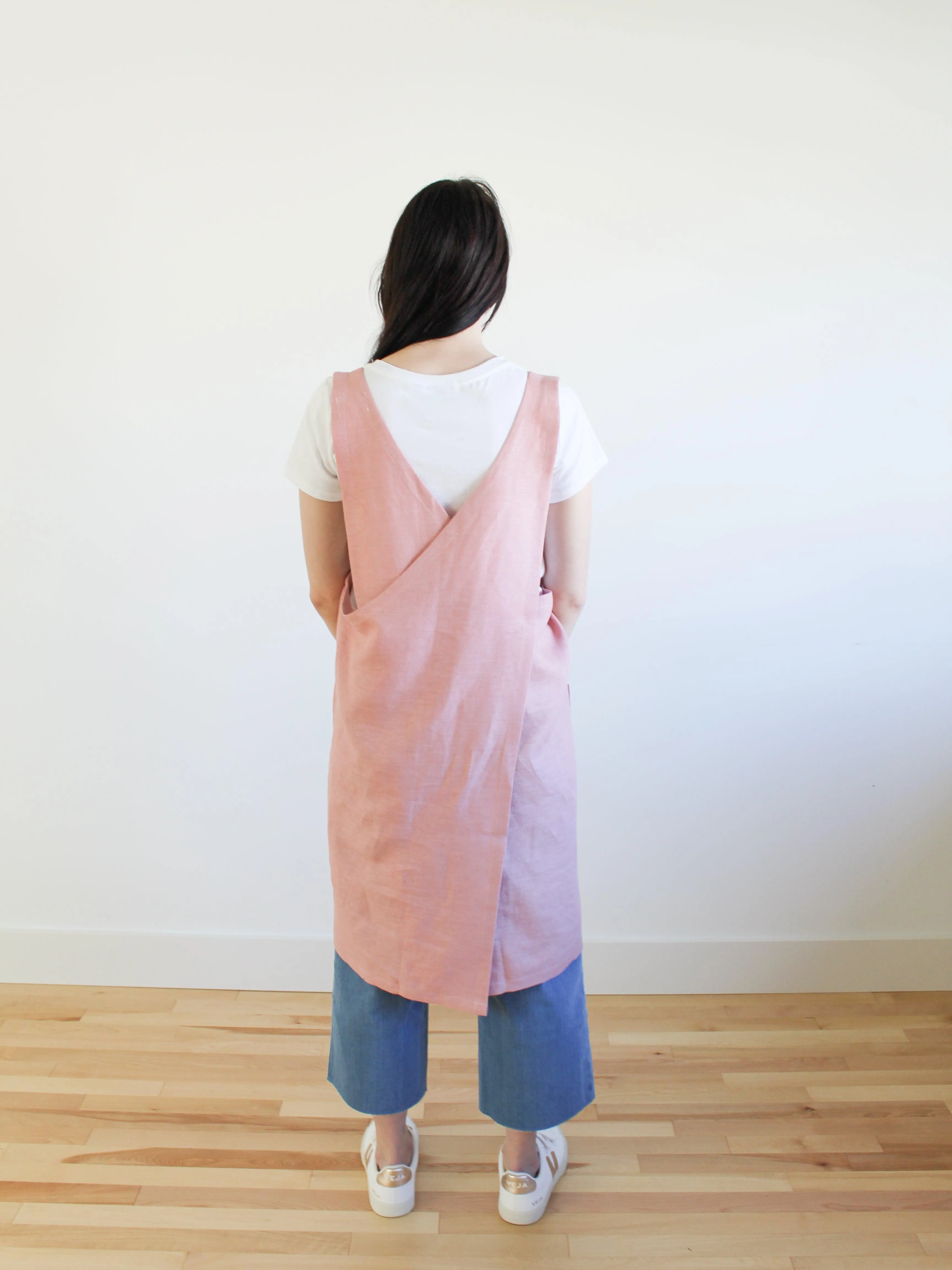 Cross Back Linen Apron