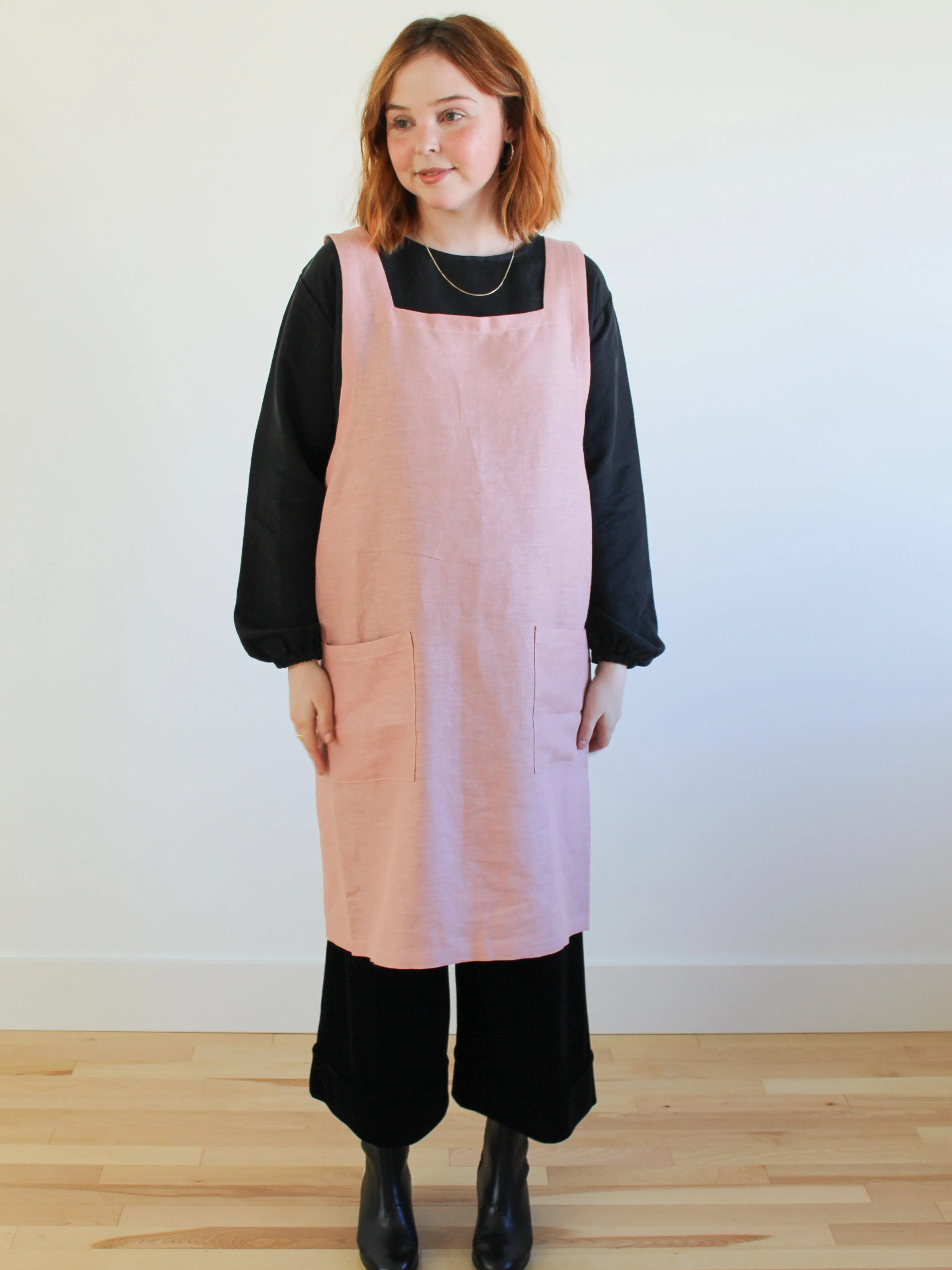 Cross Back Linen Apron