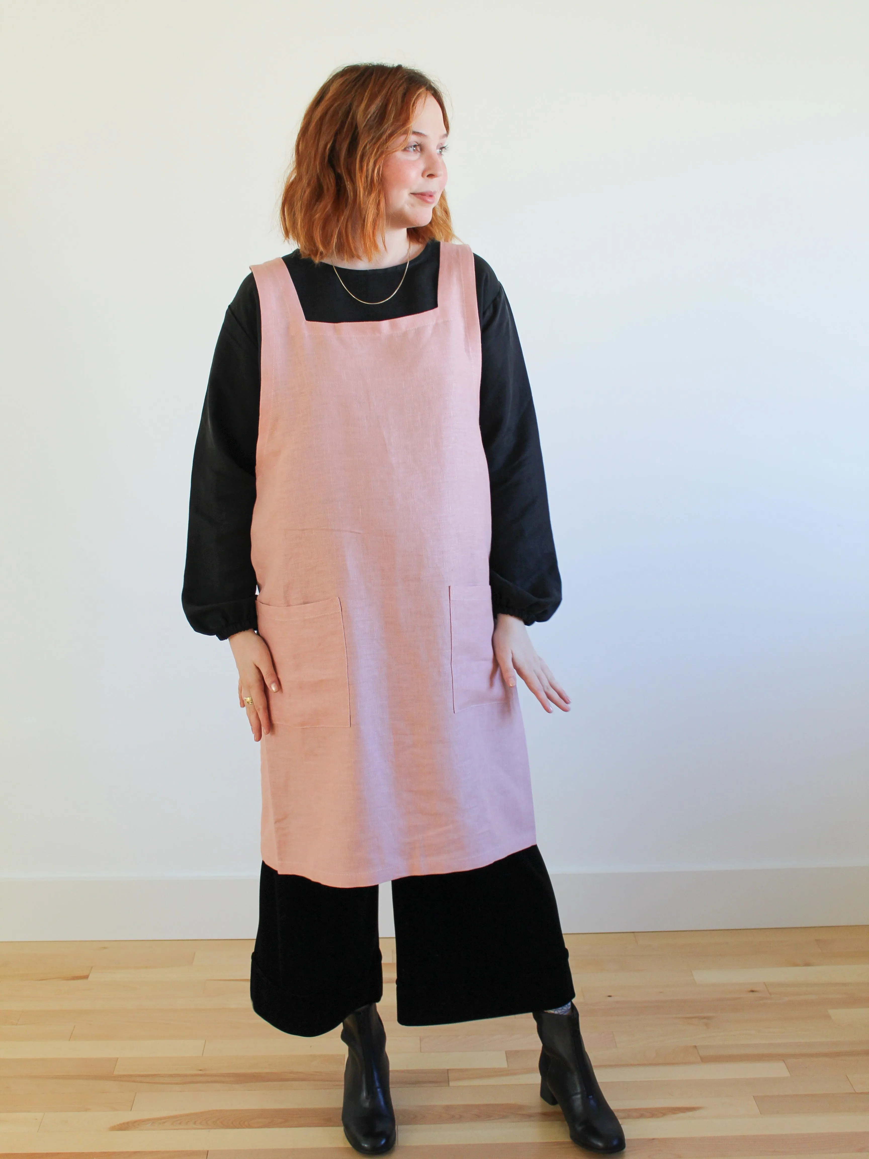 Cross Back Linen Apron