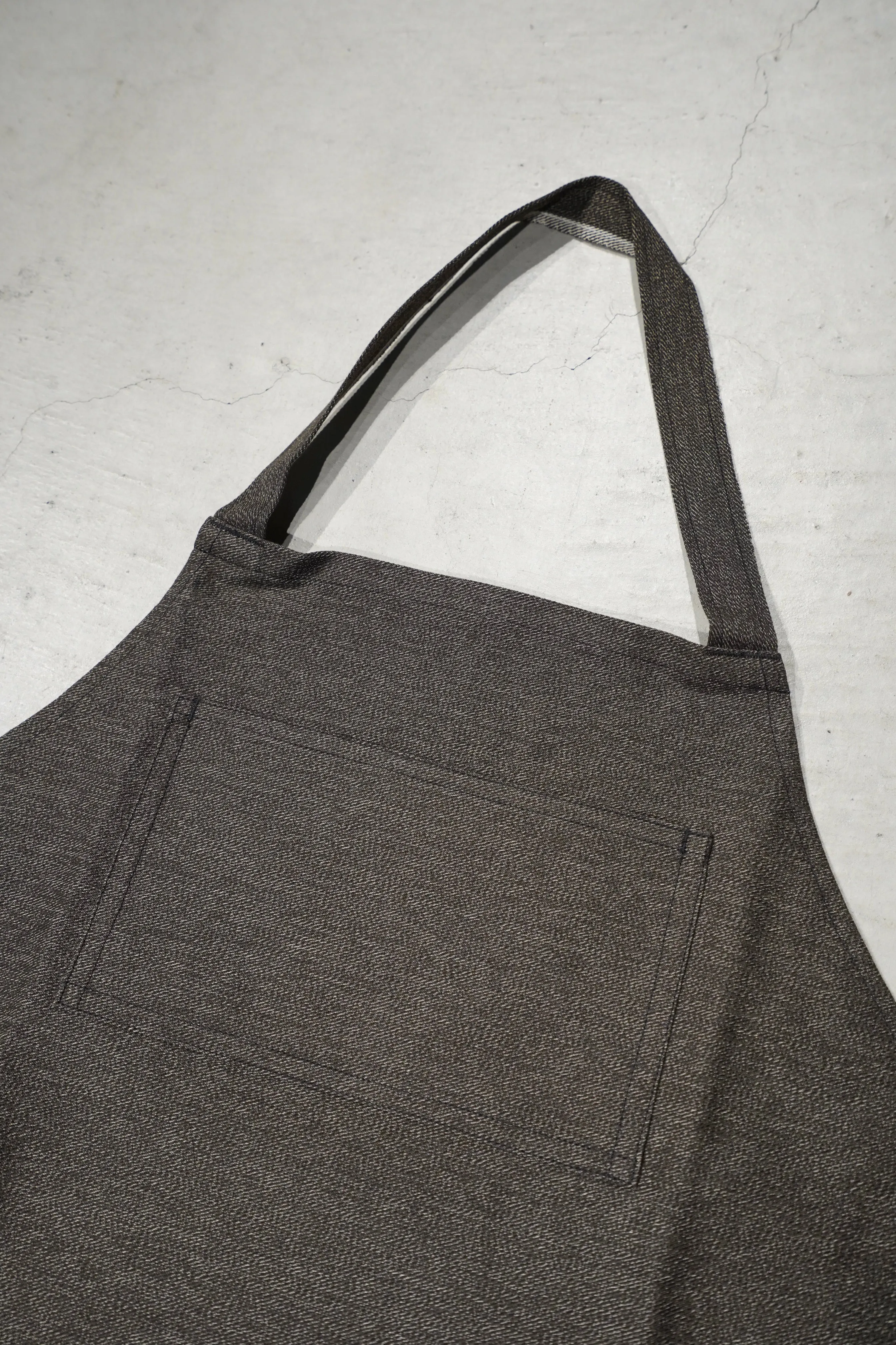 Taiga Takahashi WORK APRON (COVERT)