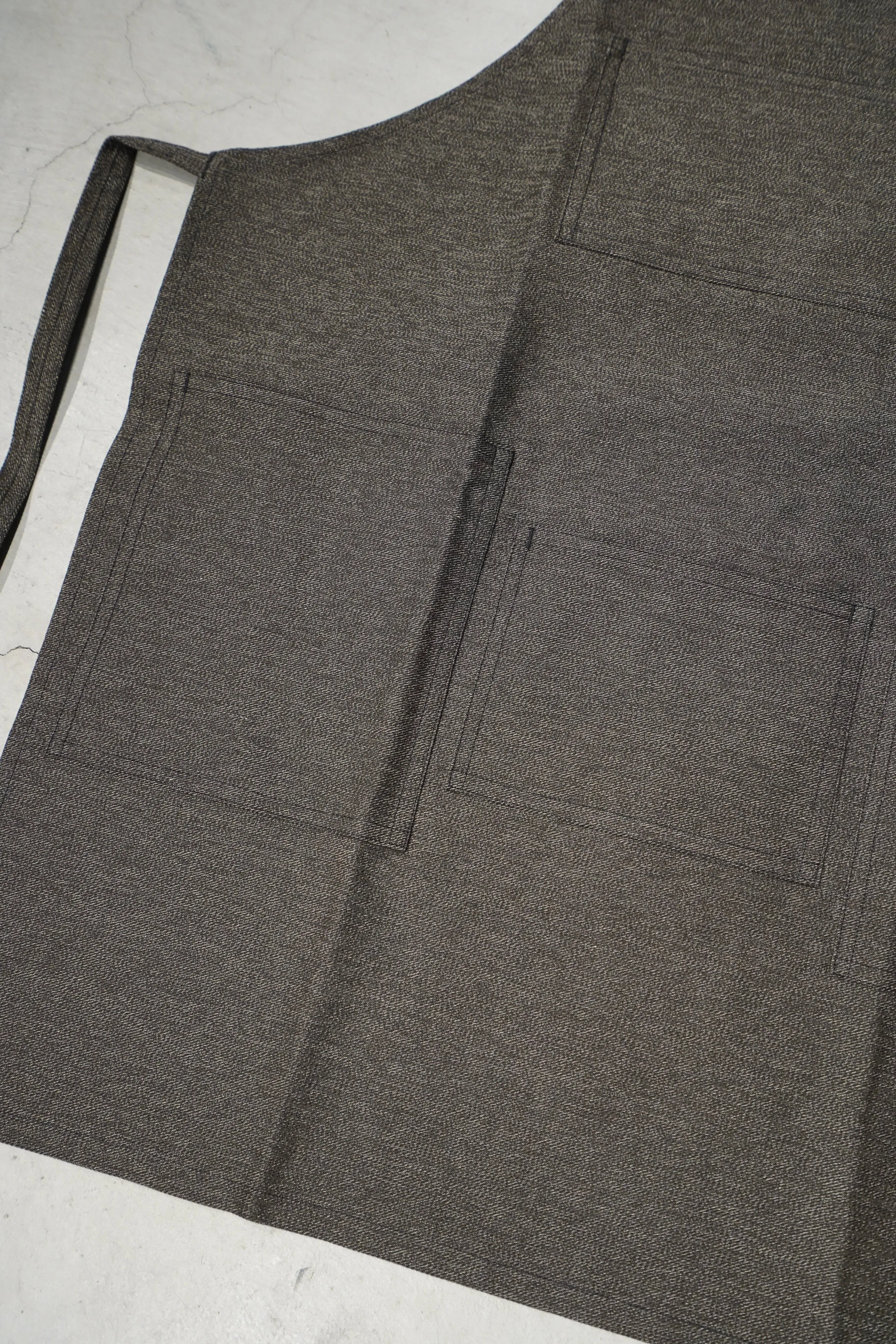 Taiga Takahashi WORK APRON (COVERT)